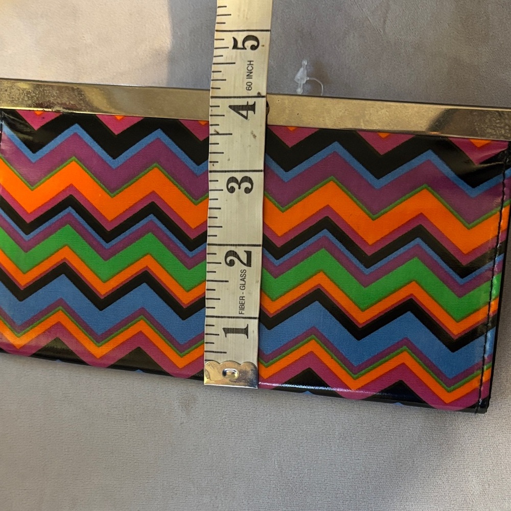 Multicolor Chevron Pattern Wallet - image 7
